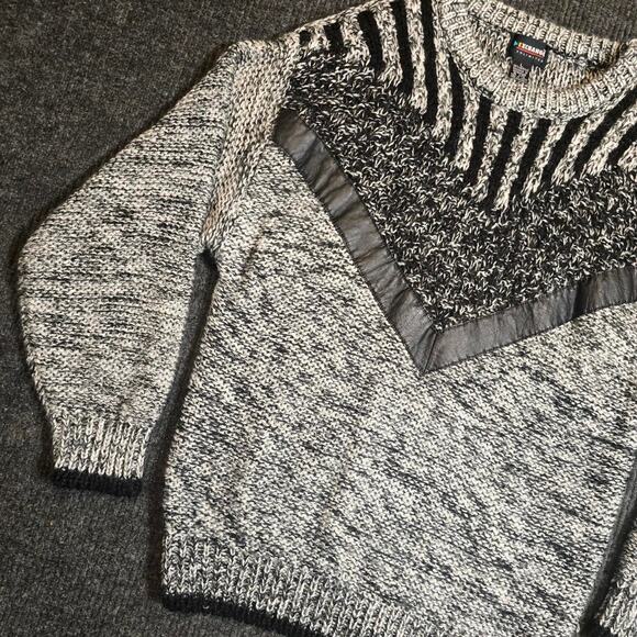 vintage 80s black & grey knitted sweater. sz L - Picture 2 of 4